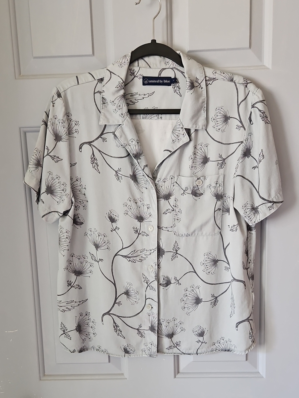 United By Blue Short Sleeve Button Down Top